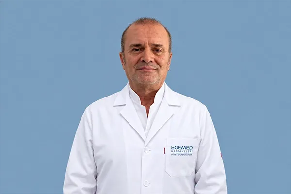 Dr. Hüseyin Özcan, Specialist